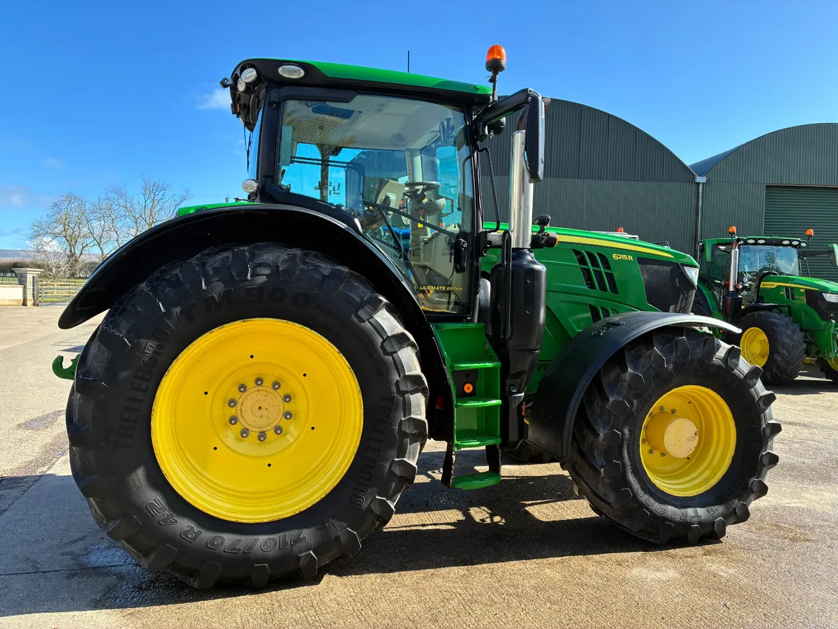 John Deere 6215R - Image 3