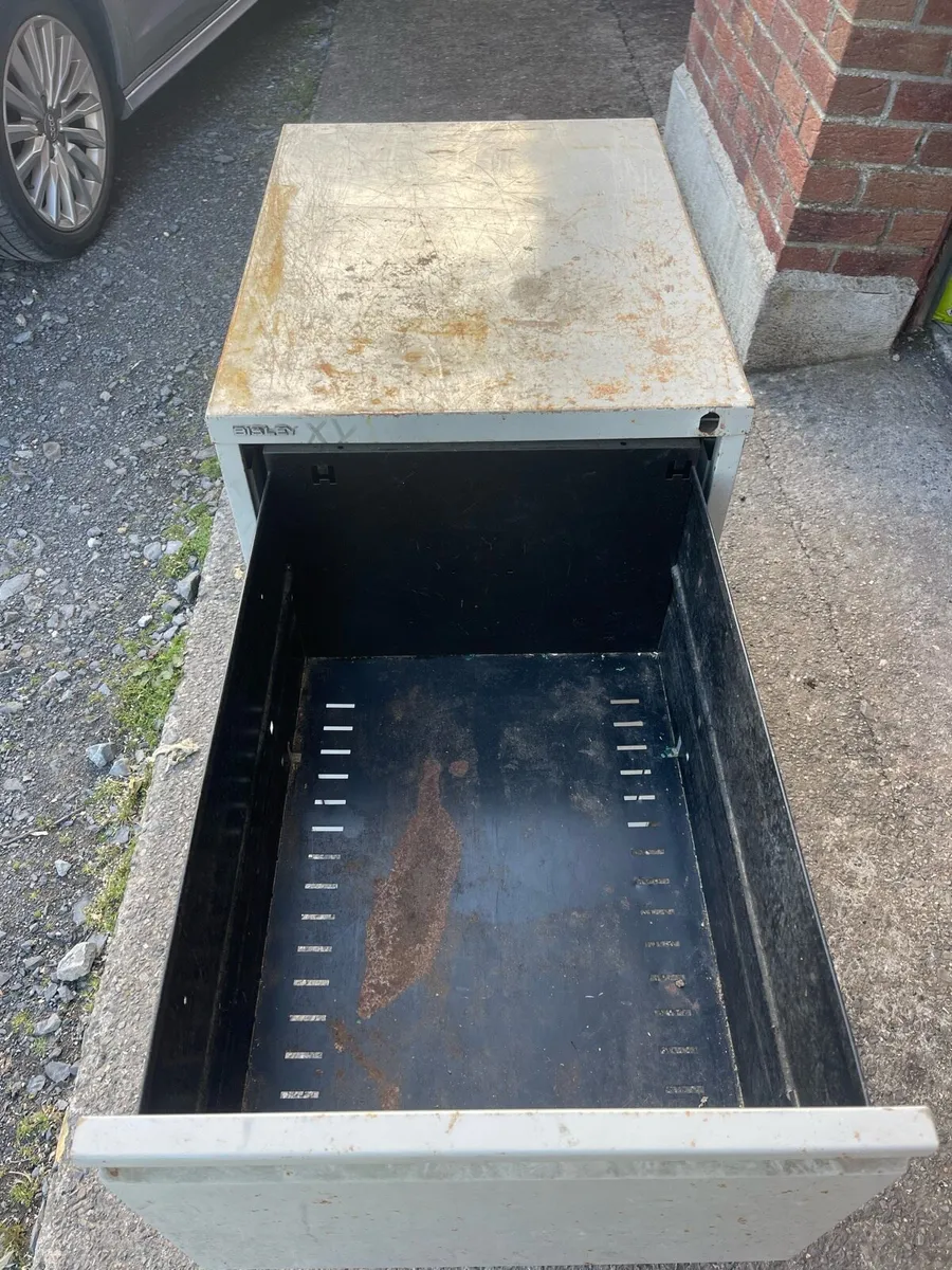 Filing cabinet - Image 3