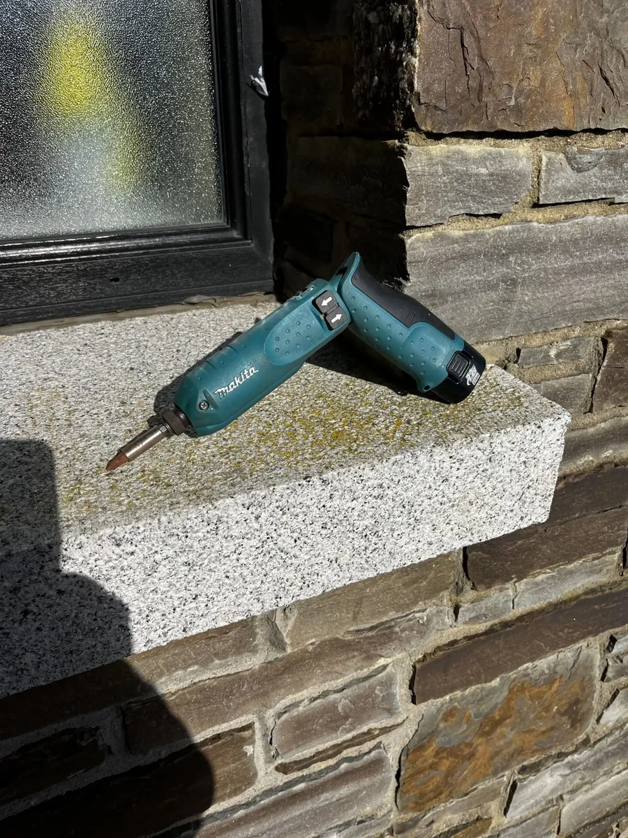 Makita Jig saw and Makita cordless screwdriver var - Image 2