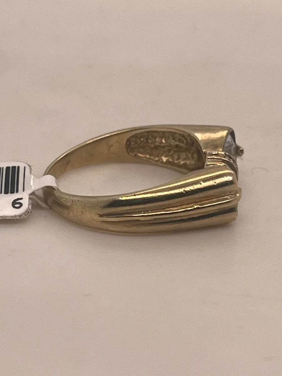 9k gold cz bow ring. - Image 3