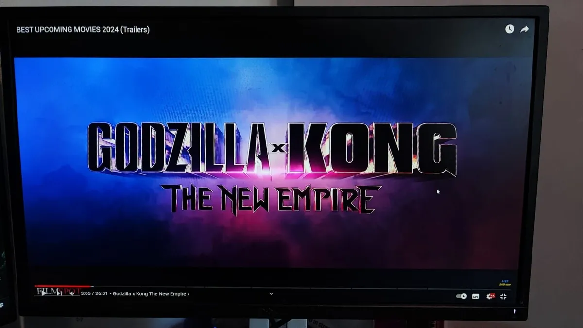 Dell monitor 23" LCD Display Port and HDMI - Image 4