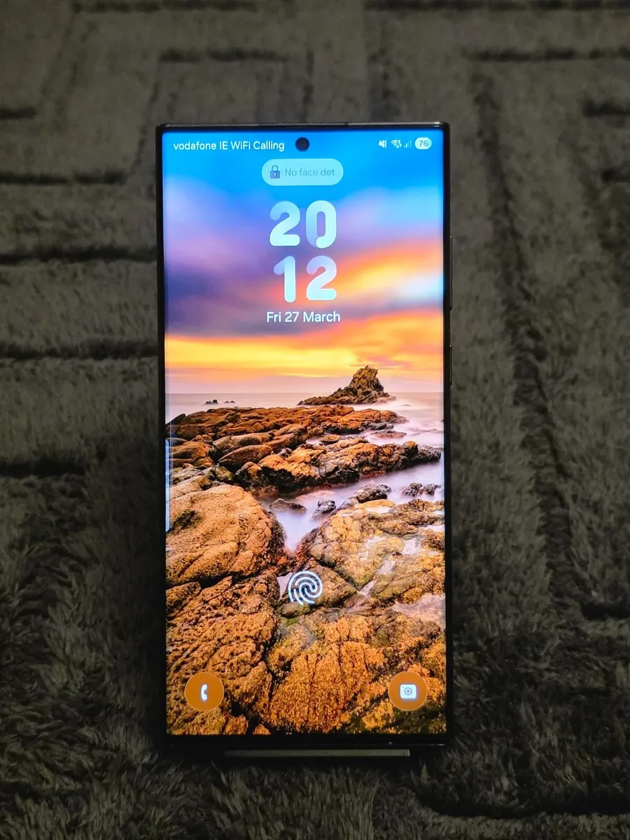 Samsung Galaxy S22 Ultra 256GB Like New-Black - Image 1