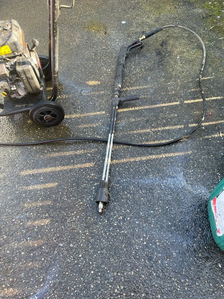 Comet powerwasher Kawasaki engine - Image 3