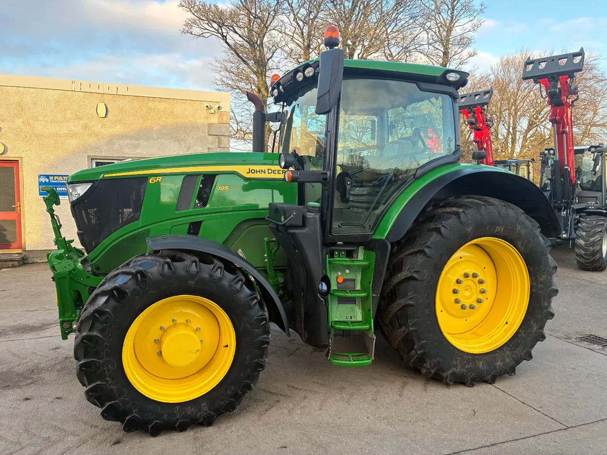 John Deere 6R195 - Image 1
