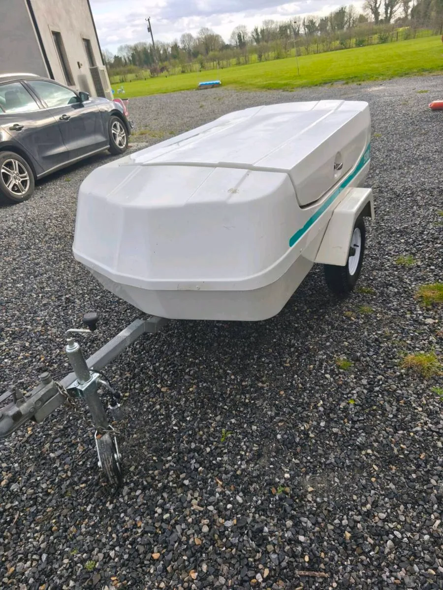 Camping Trailer - Image 2