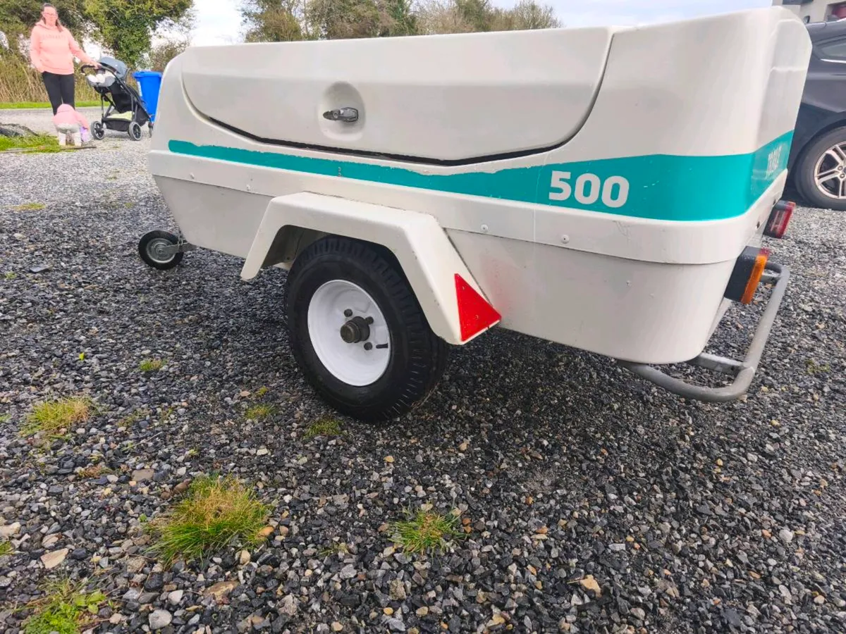 Camping Trailer - Image 1