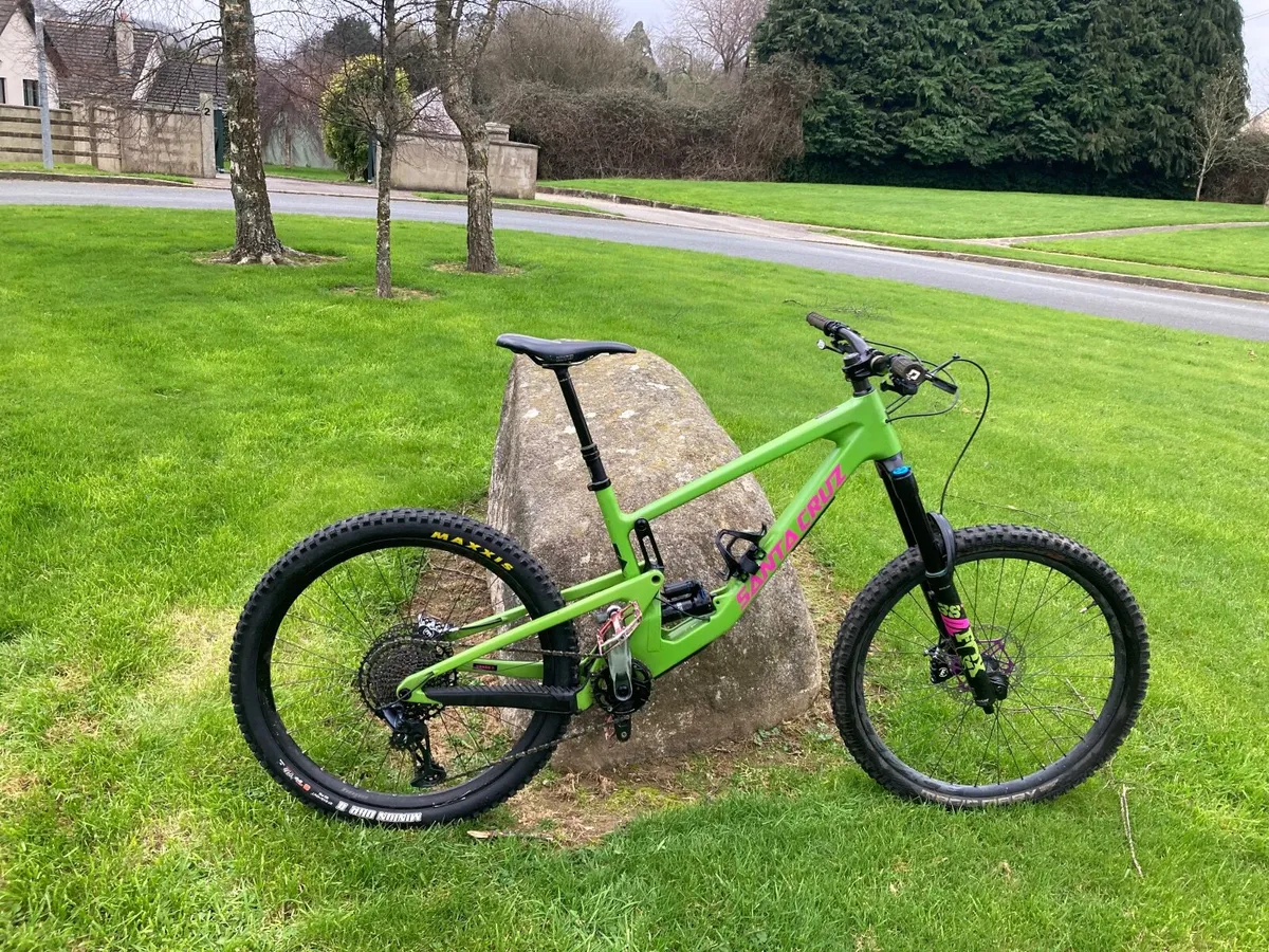 Santa Cruz Nomad mtb - Image 1