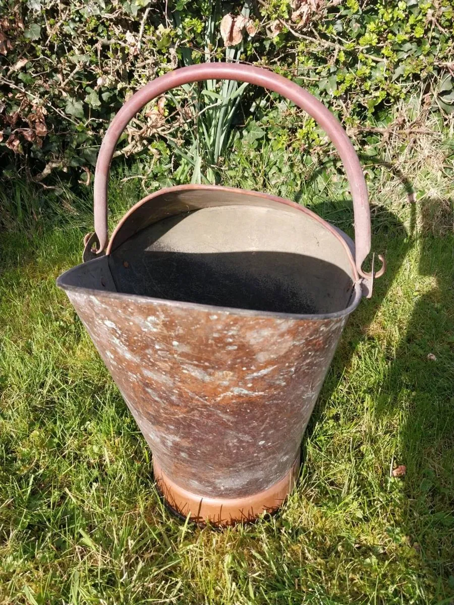 Traditional Tinsmith Bucket - Image 2
