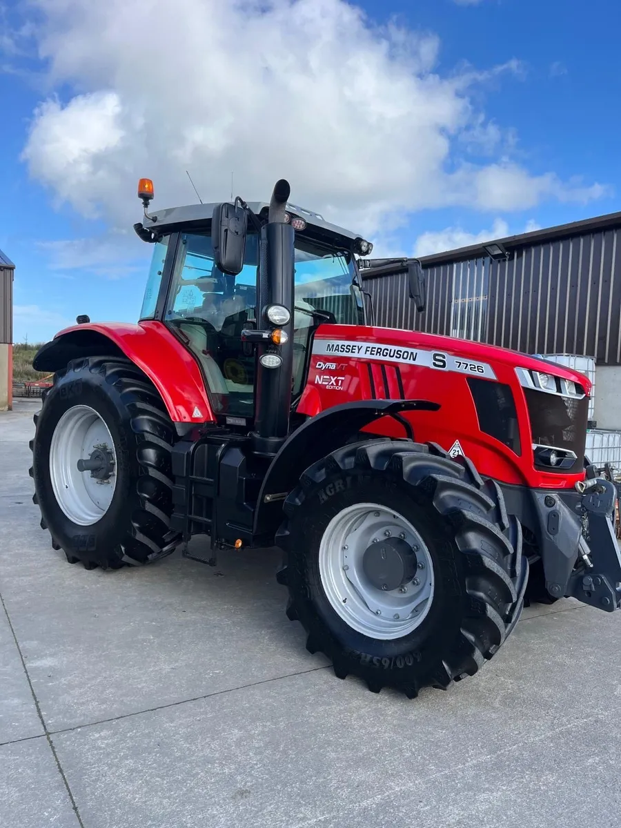 Massey Ferguson 7726s - Image 1