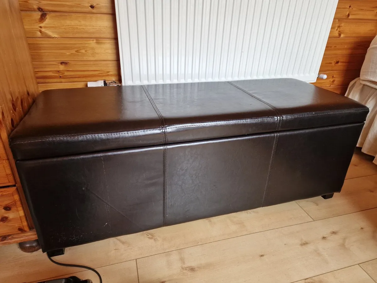 Furniture set - Image 3