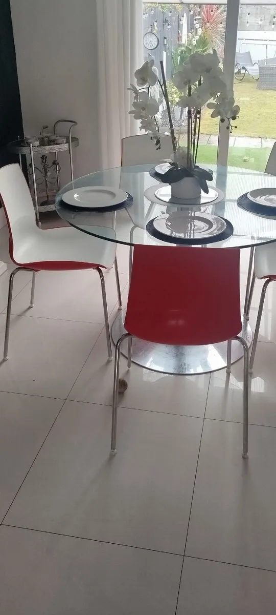 Modern chairs - Image 3