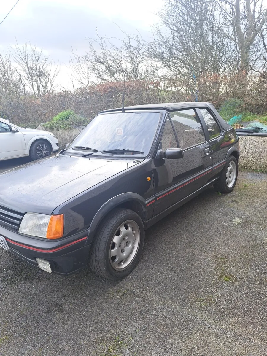 Peugeot 205 CTI - Image 1