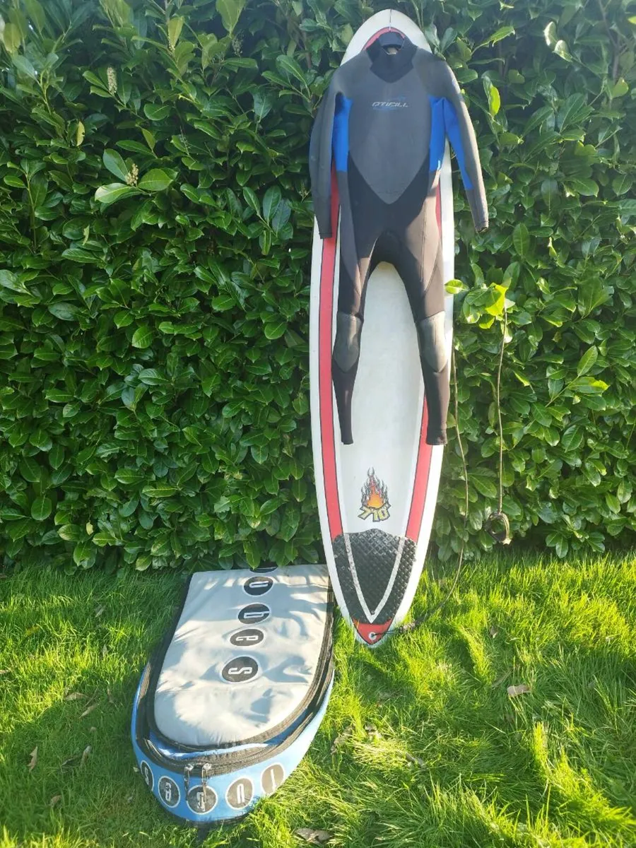 NSO Surfboard, Travel/Protection Bag + Wetsuit. - Image 3