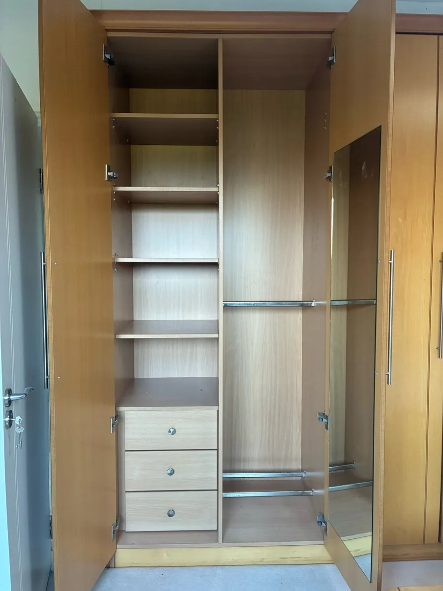 Shaker Style Wardrobes - Image 3