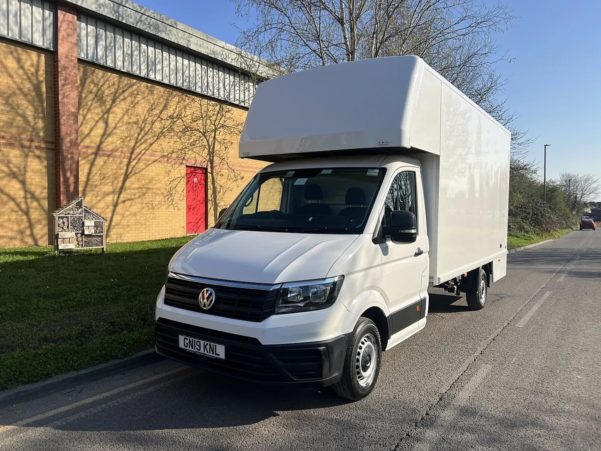 2019 Volkswagen Crafter Luton Box Van - Image 4