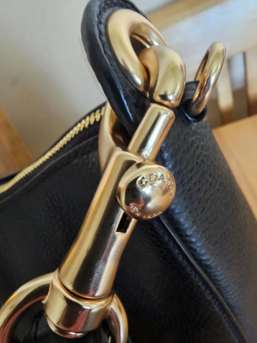 Coach Black Leather Hand/Shoulder Bag / NEW - Image 4