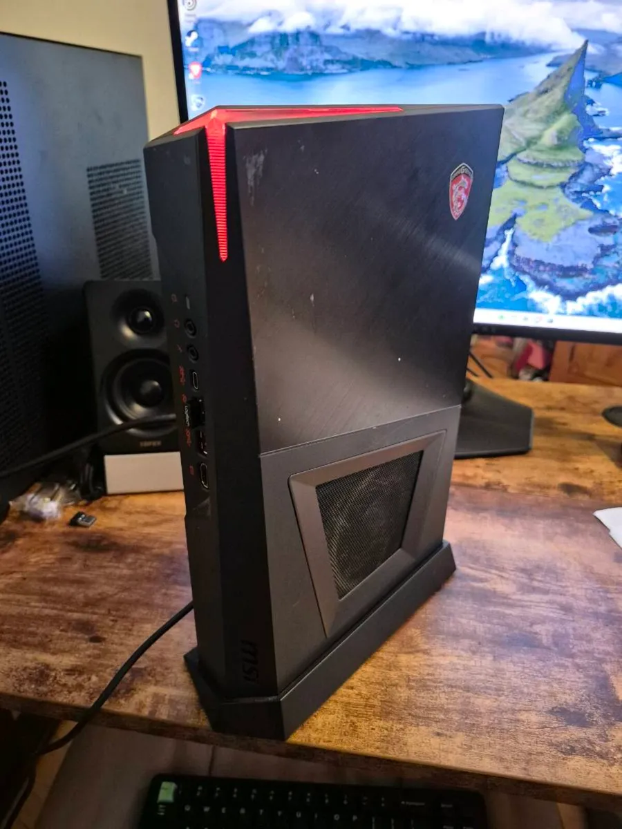 Msi Trident gaming PC Nvidia Geforce RTX 4060 - Image 1
