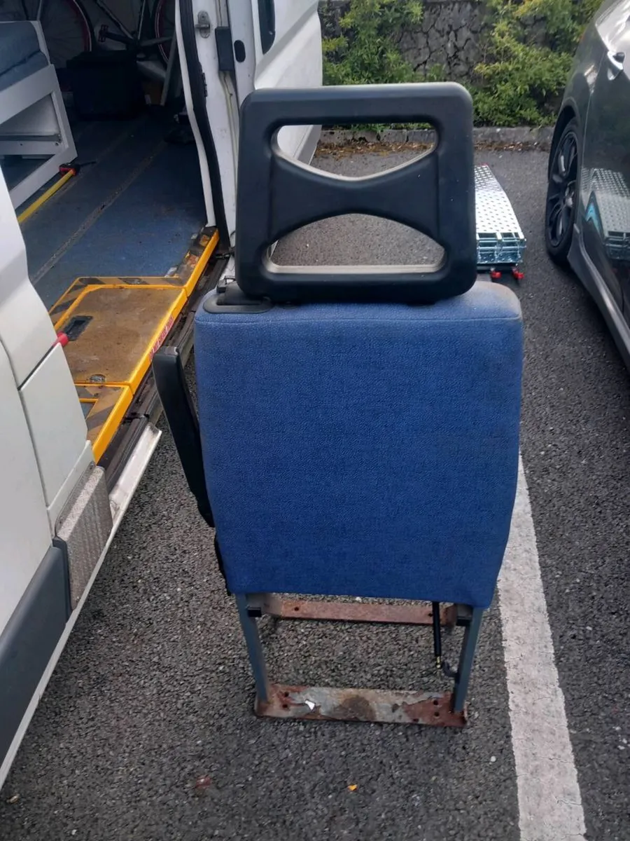Camper van sivel seat - Image 2