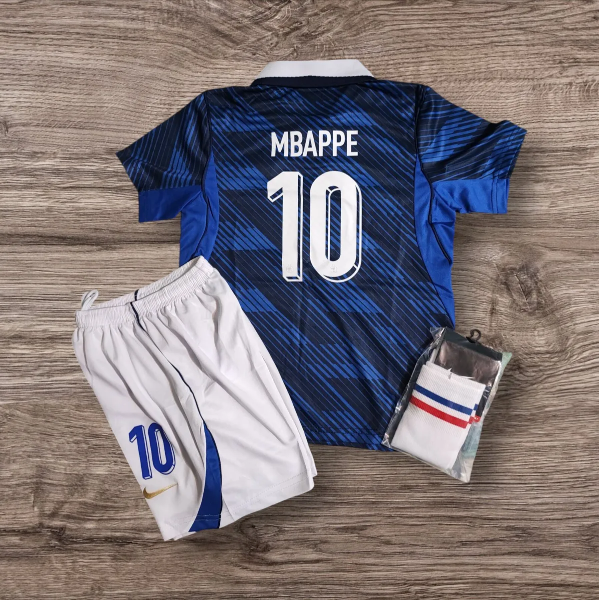 FRANCE 2026 ( MBAPPE 10 )KIDS , SIZE 10/11, 12/13 - Image 2