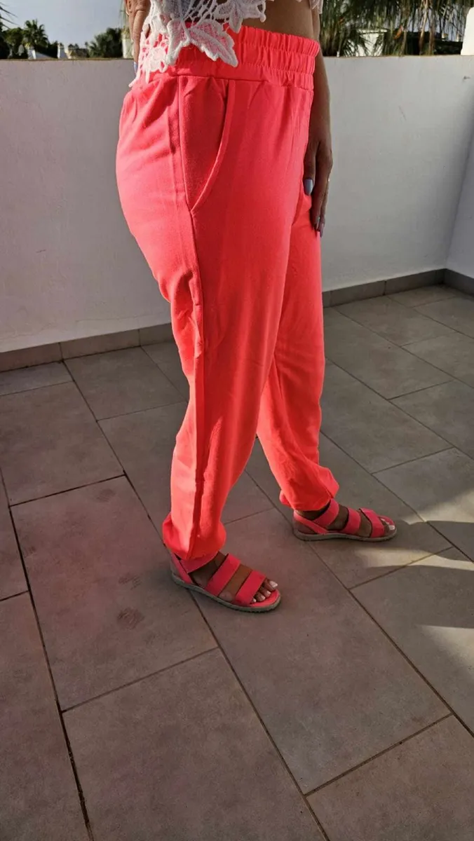 Neon pink sports joggers S,M,L - Image 4