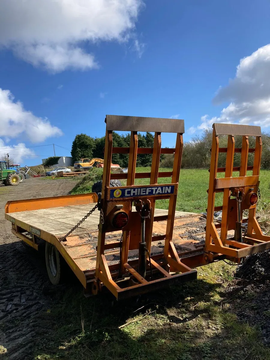 Low loader - Image 2