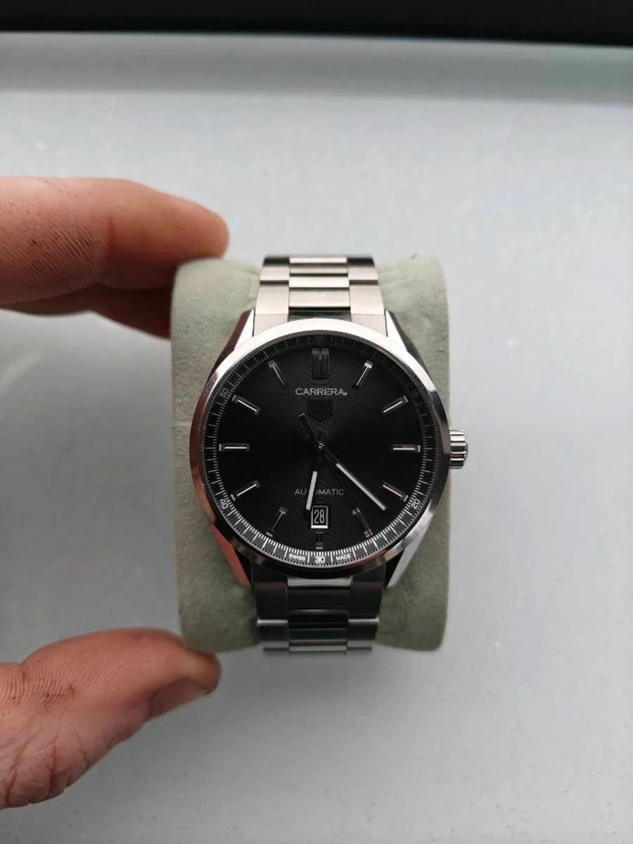 TAG Heuer Carrera Date - Image 2