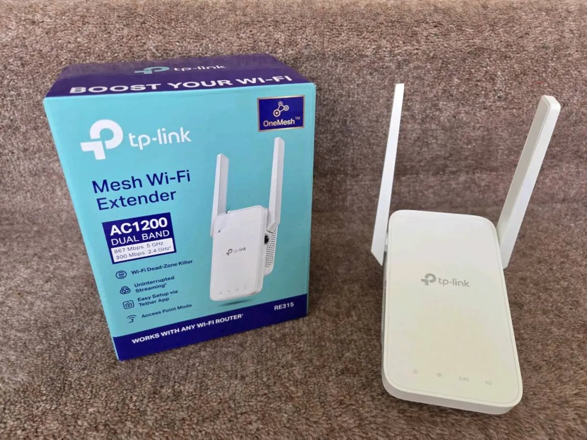 tp-link Mesh Wi-Fi Extender - Image 1