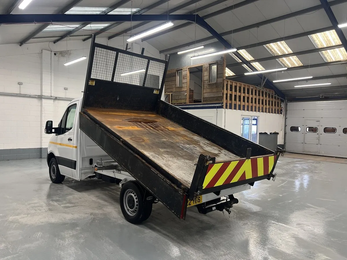 2022 Mercedes-Benz Sprinter Tipper Van - Image 2