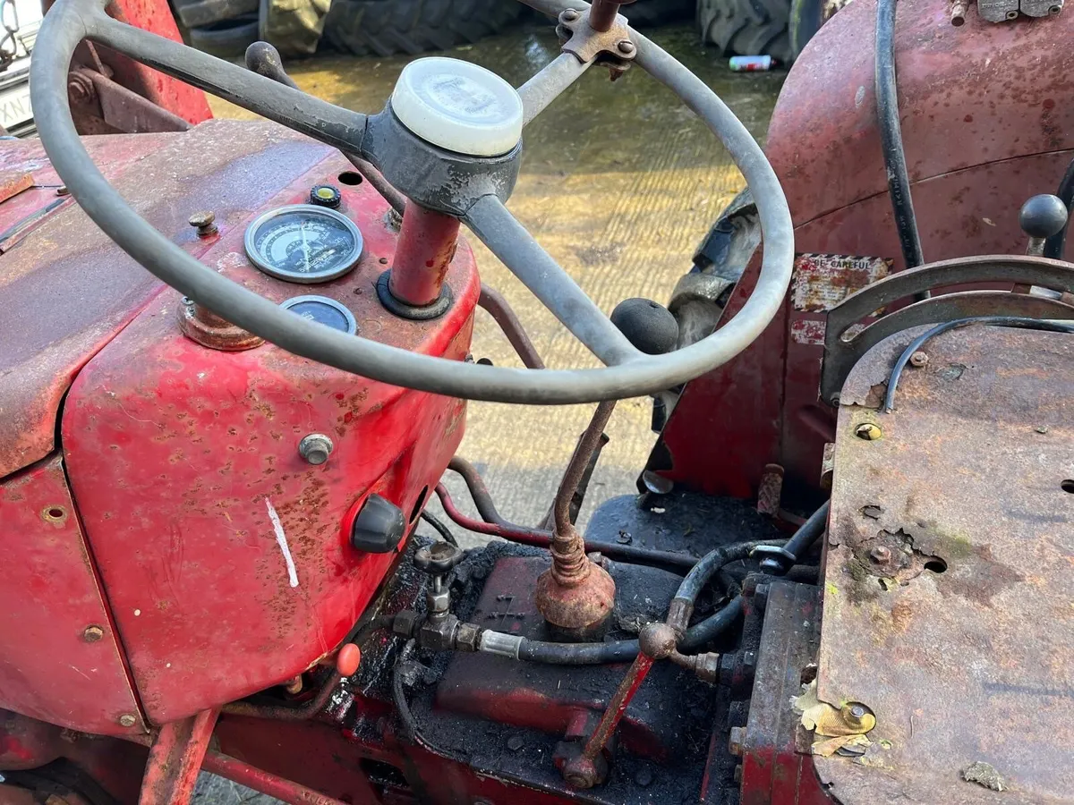 McCormick International 276 - Image 2