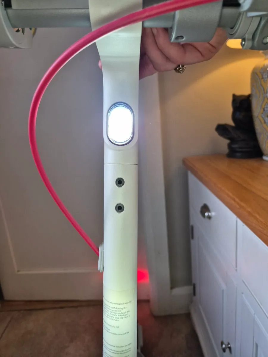 Electric scooter - Image 3