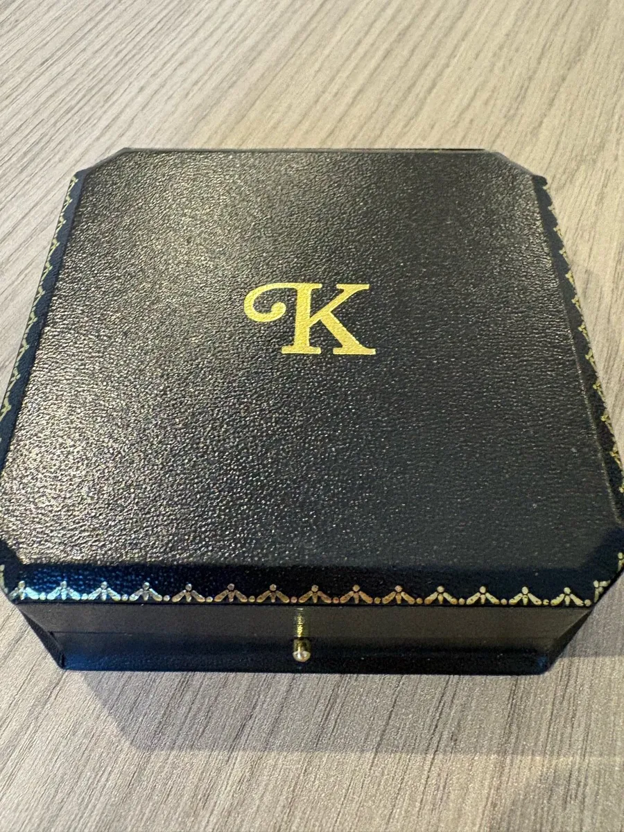 18 Carat White Gold Diamond Pendant Necklace - Image 4