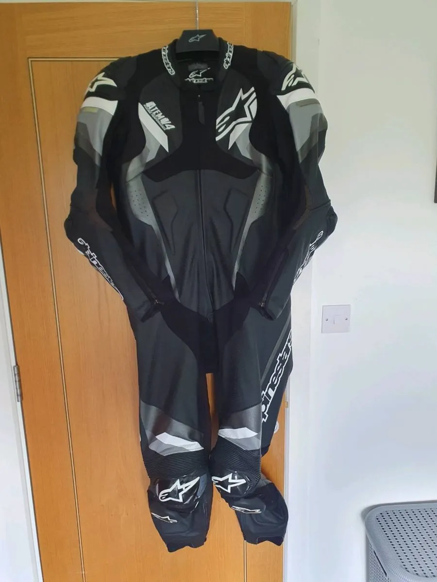 Alpinestars Athem V4 - Image 1