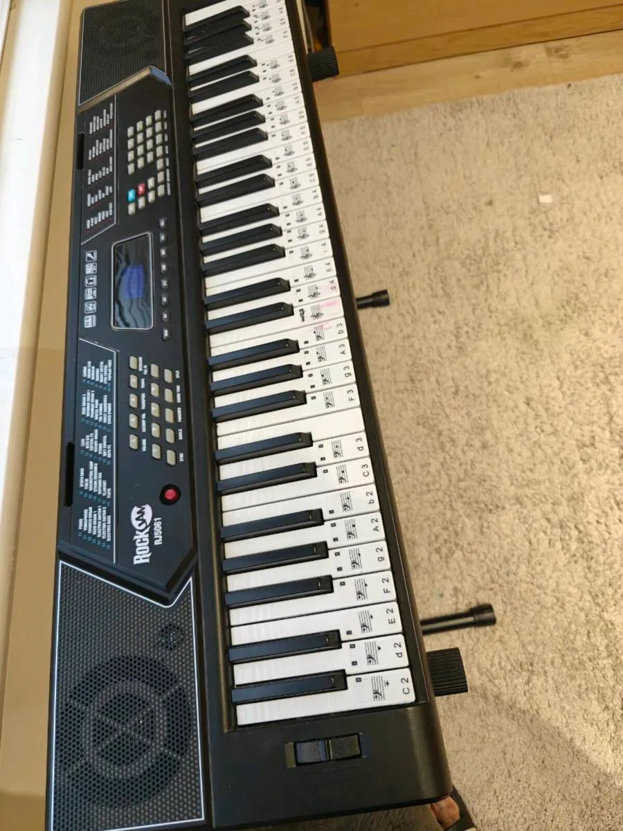 RockJam 61 Key Keyboard Piano with Stand - Image 2