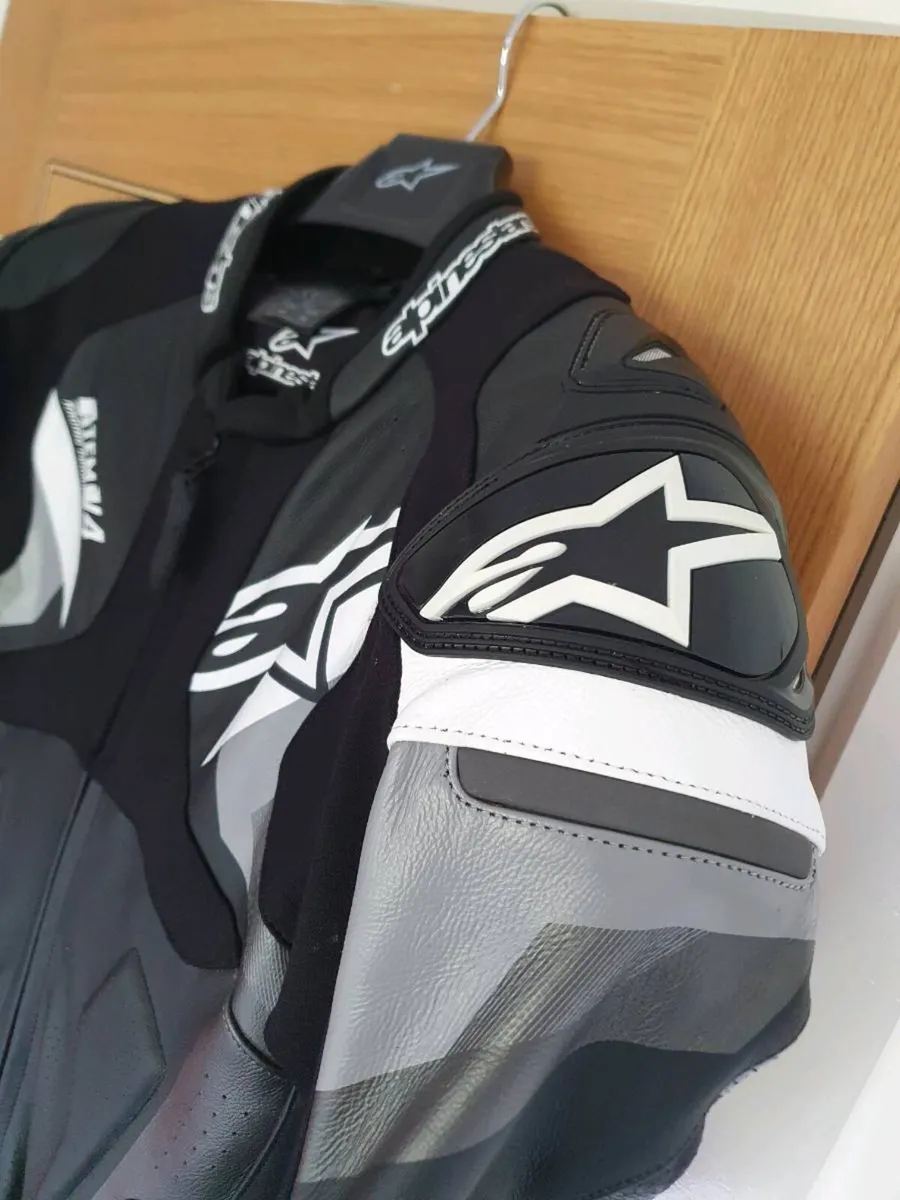 Alpinestars Athem V4 - Image 4