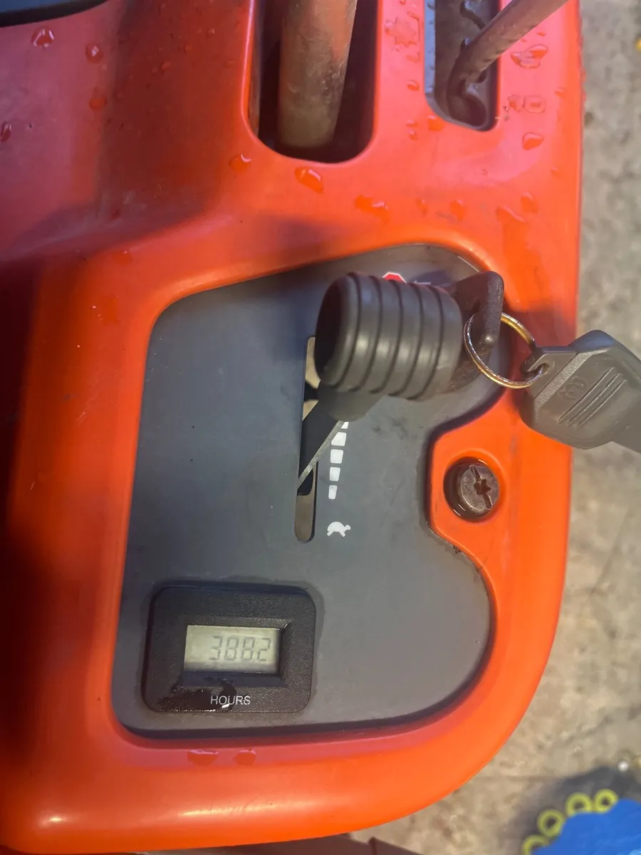 Husqvarna RT 214 TC ride on - Image 3