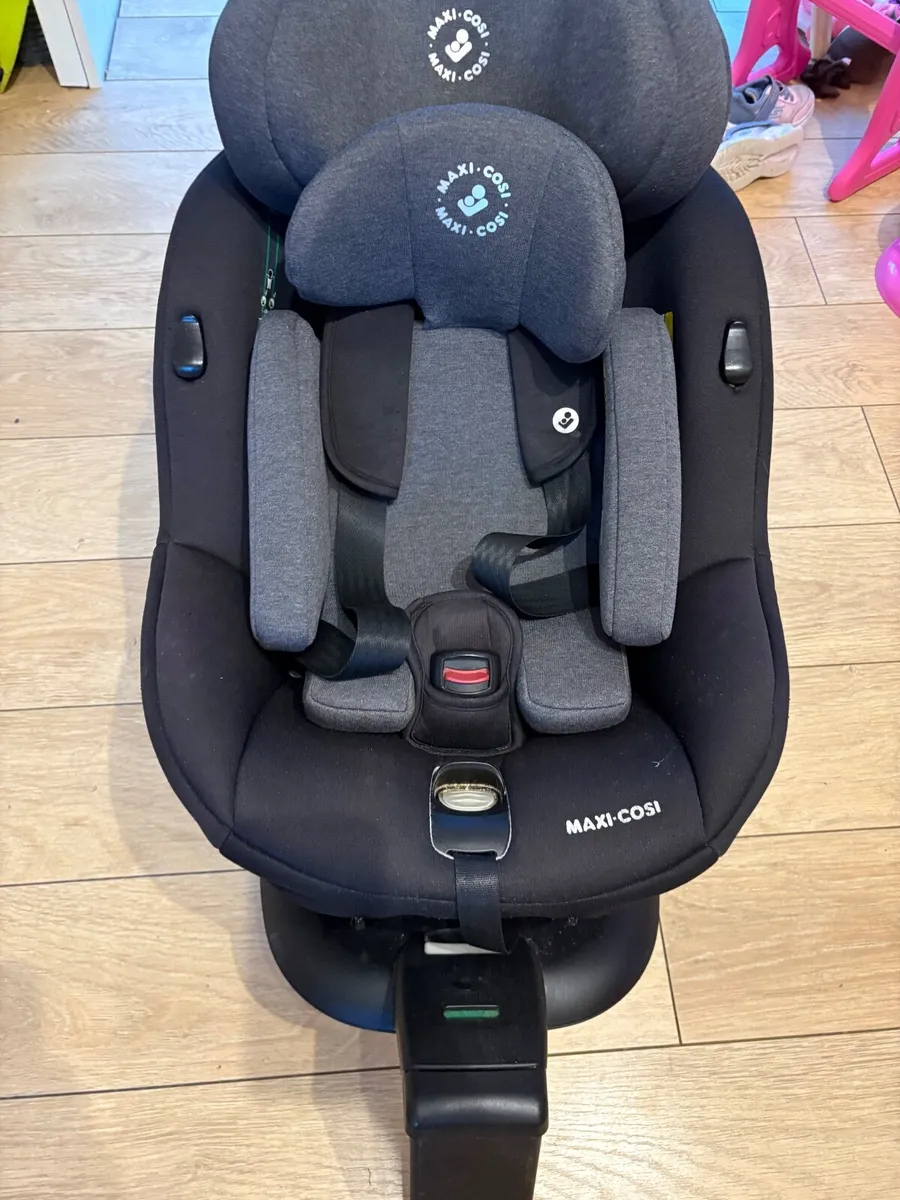 Maxi Cosi 360 - Image 1