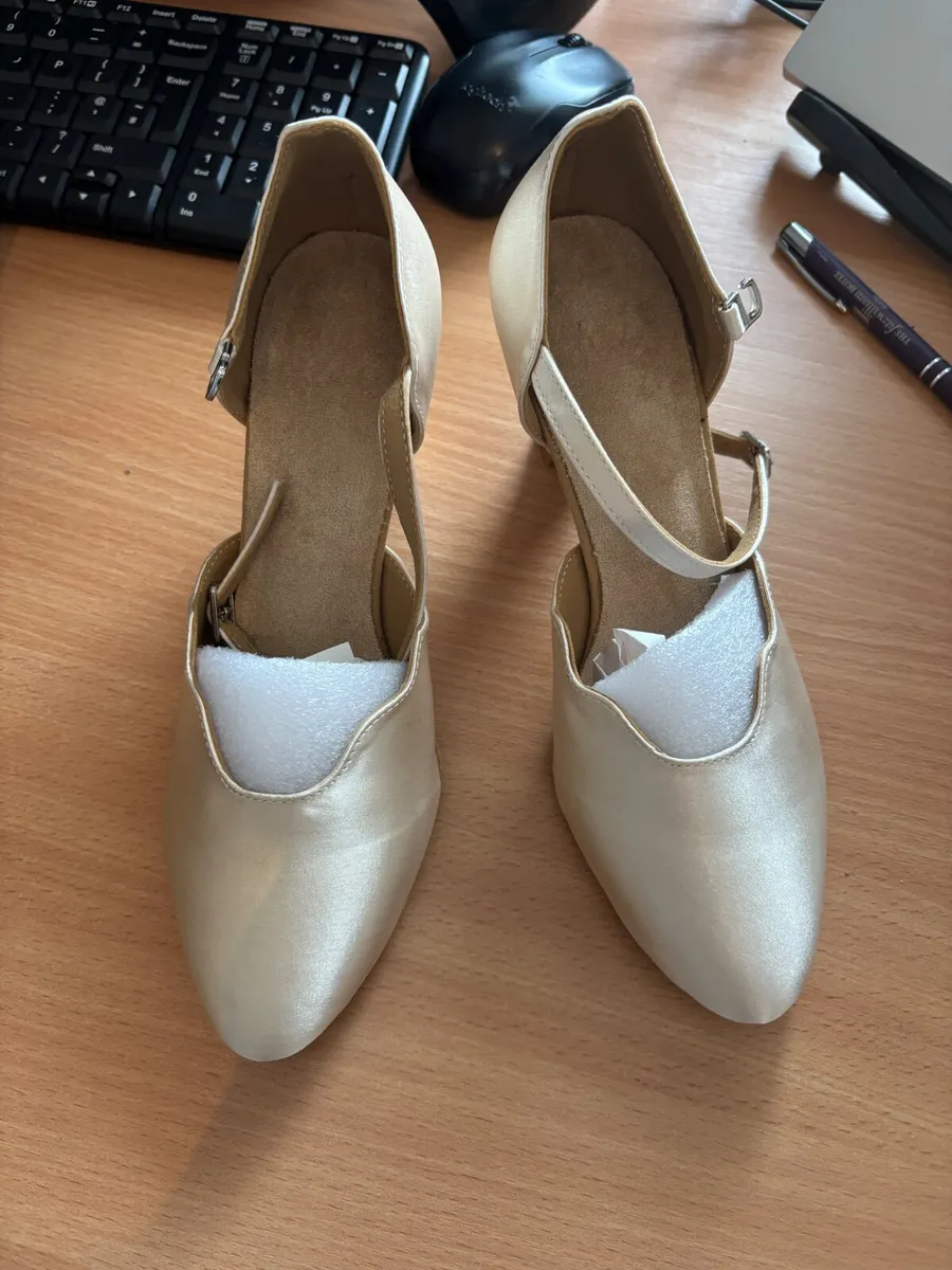 Women's Satin Heels Modern Dance Shoes /Ballroom D - Image 3