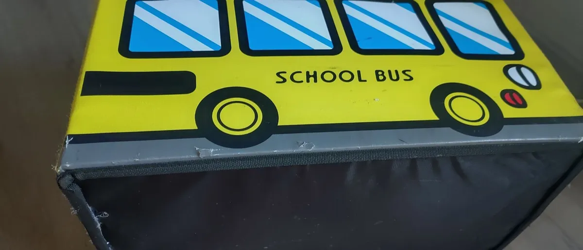 yellow school bus toy container - Image 2