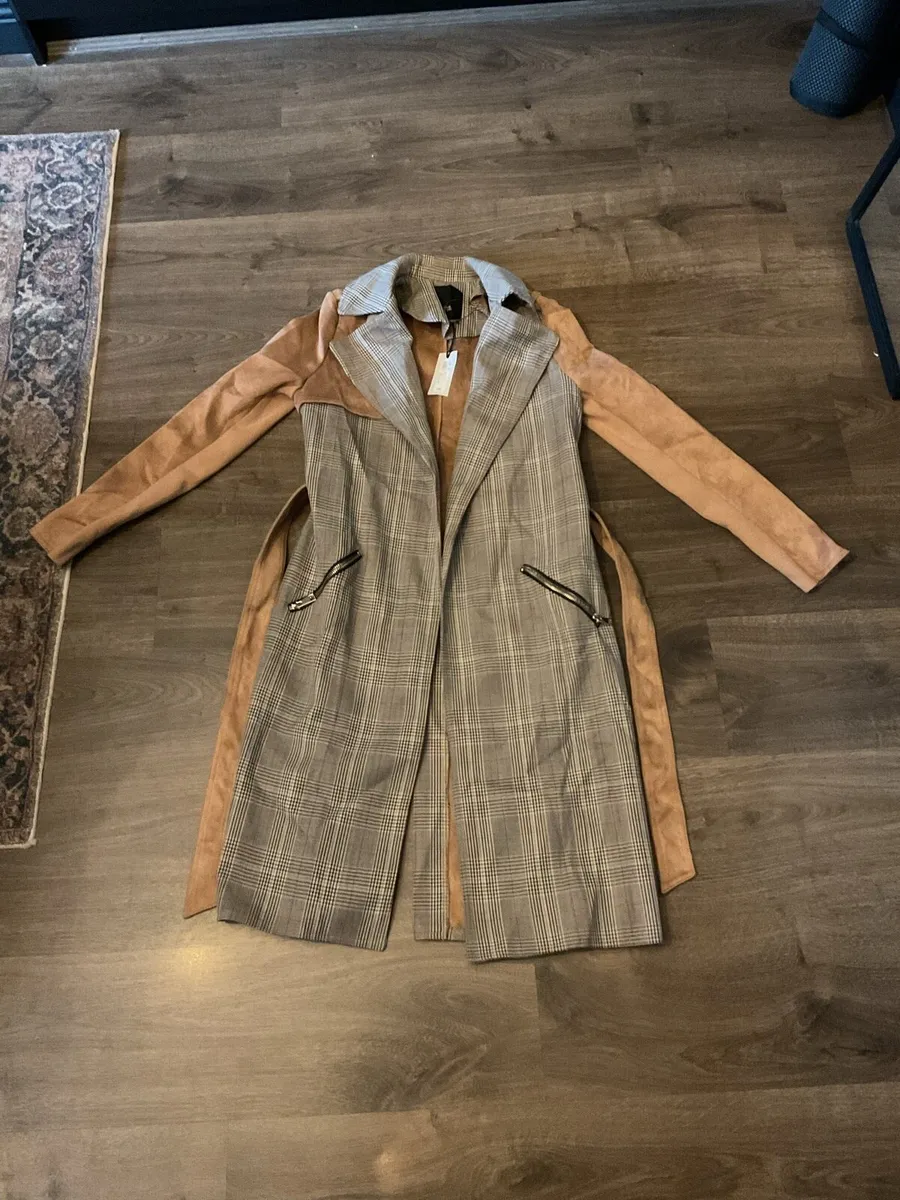 River island coat - Image 1