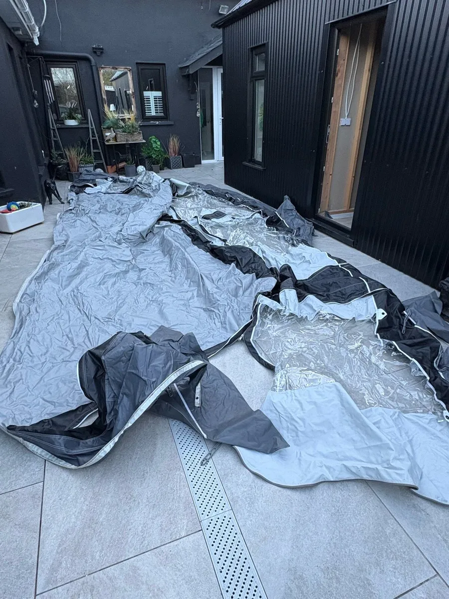 Caravan awning - Image 1