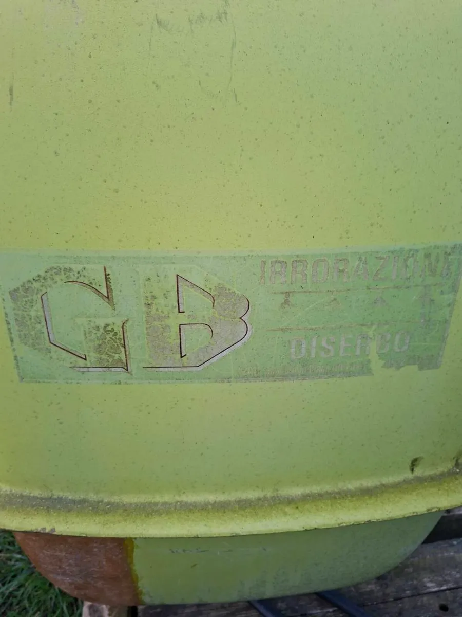 800 litre sprayer - Image 3