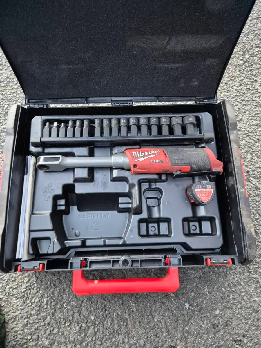 Milwaukee m12 Insider rachet - Image 1
