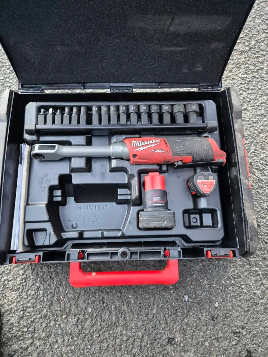 Milwaukee m12 Insider rachet - Image 2