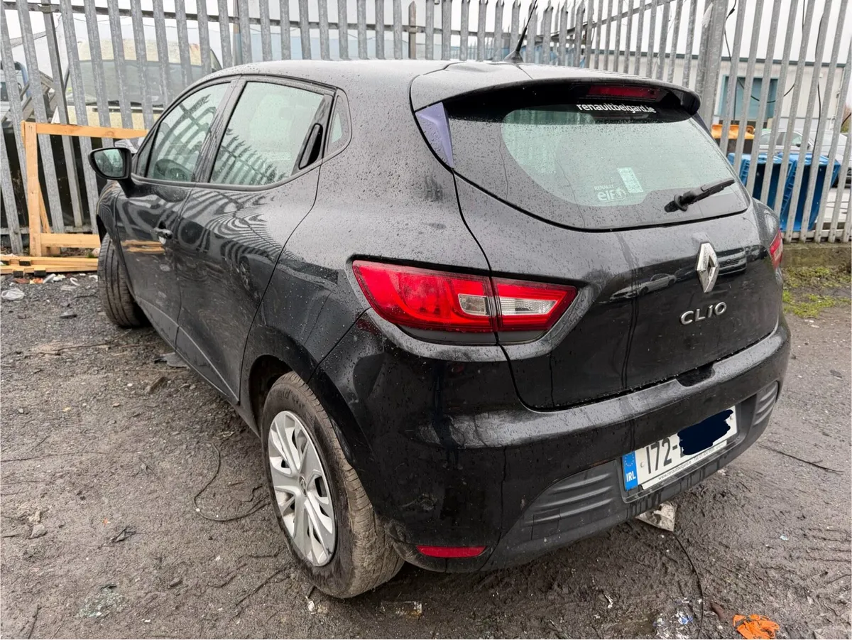 2017 Renault Clio 1.1petrol Nct 07/27 - Image 1