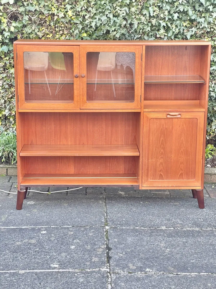 Mid century G plan book & display - Image 2