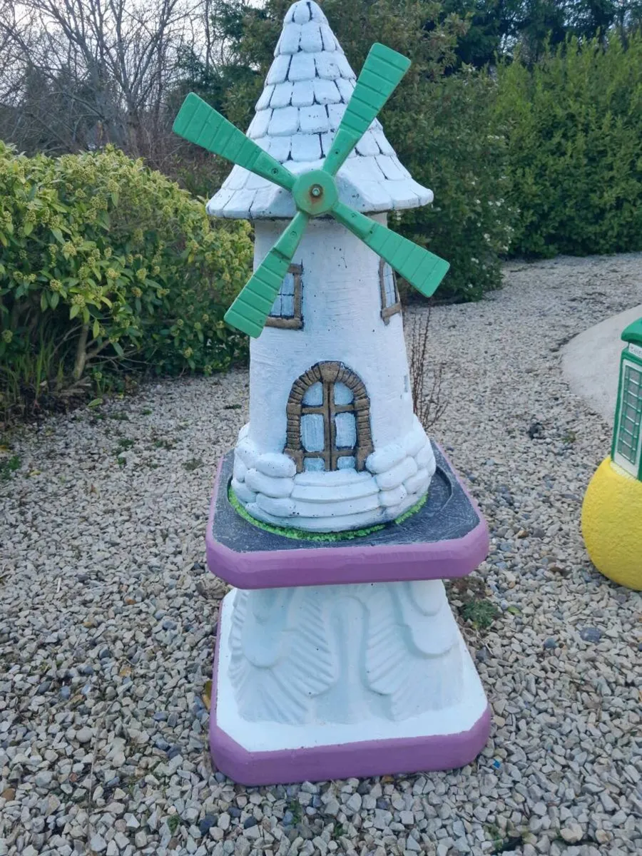 Concerate Windmill and Base - Image 4