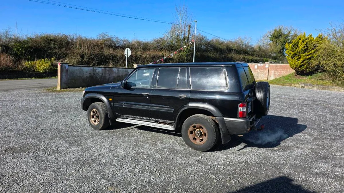 2001 NISSAN PATROL 3.0 MANUAL - Image 3