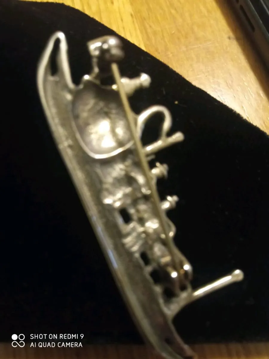 Silver Swan boat brooch - Image 3