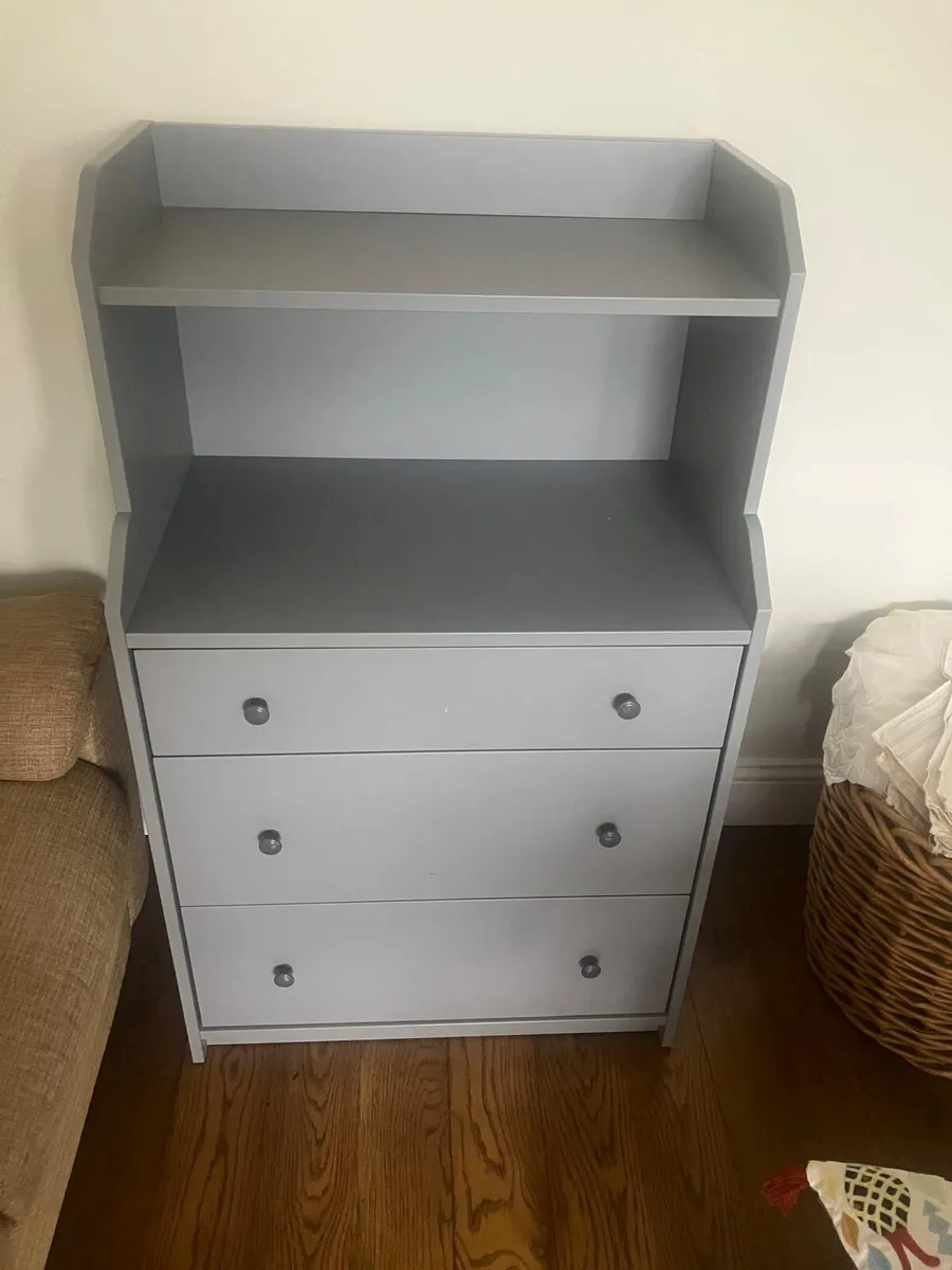 Chest of drawers - Image 3