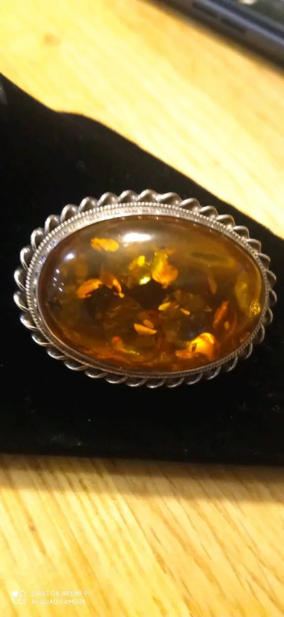 Vintage silver Baltic amber brooch - Image 1